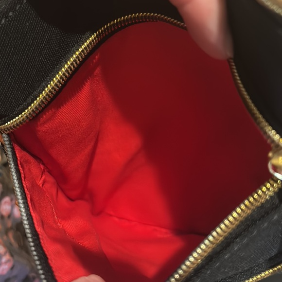 Dooney & Bourke Crossbody - Picture 8 of 11